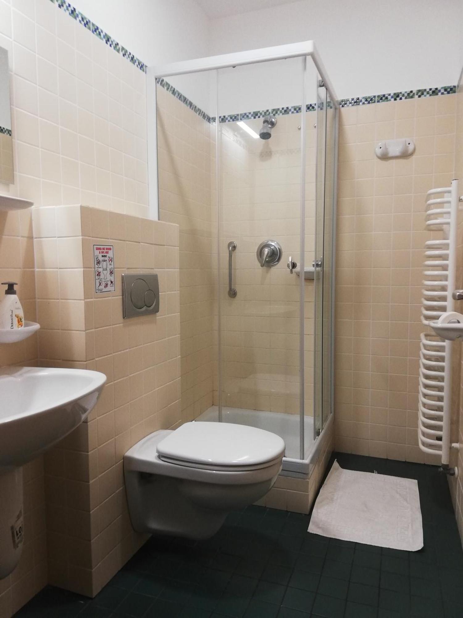 Sziget23 Hotel Ábrahámhegy Екстериор снимка