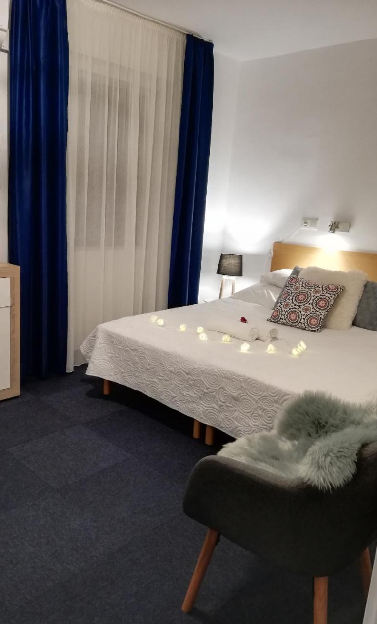 Sziget23 Hotel Ábrahámhegy Екстериор снимка